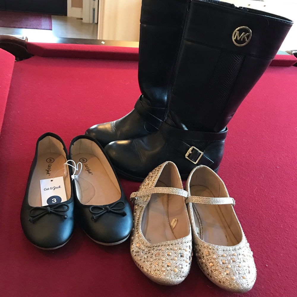 Lot of Girls shoes size 3